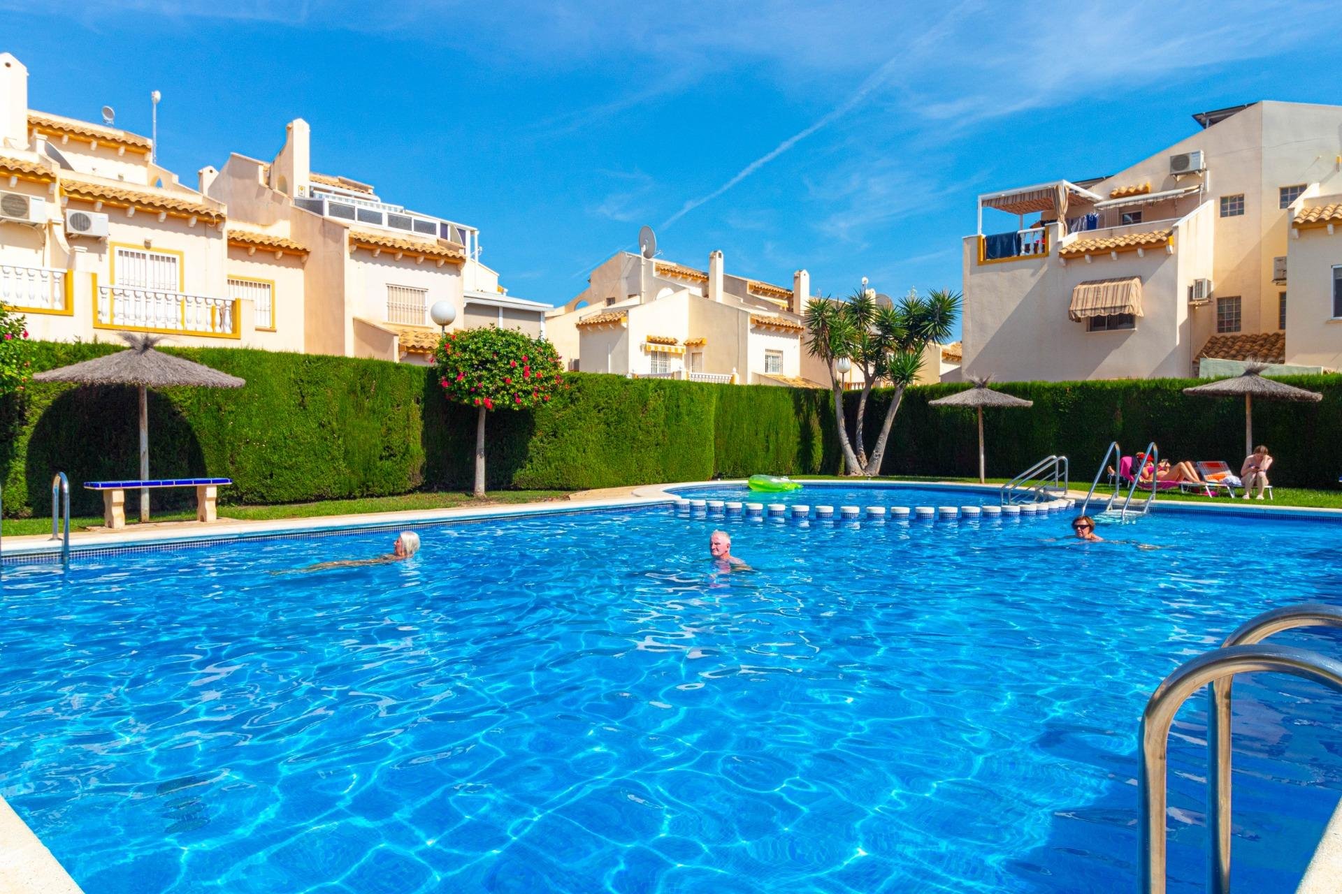 Herverkoop - Terraced house - Orihuela Costa - Playa Flamenca Norte