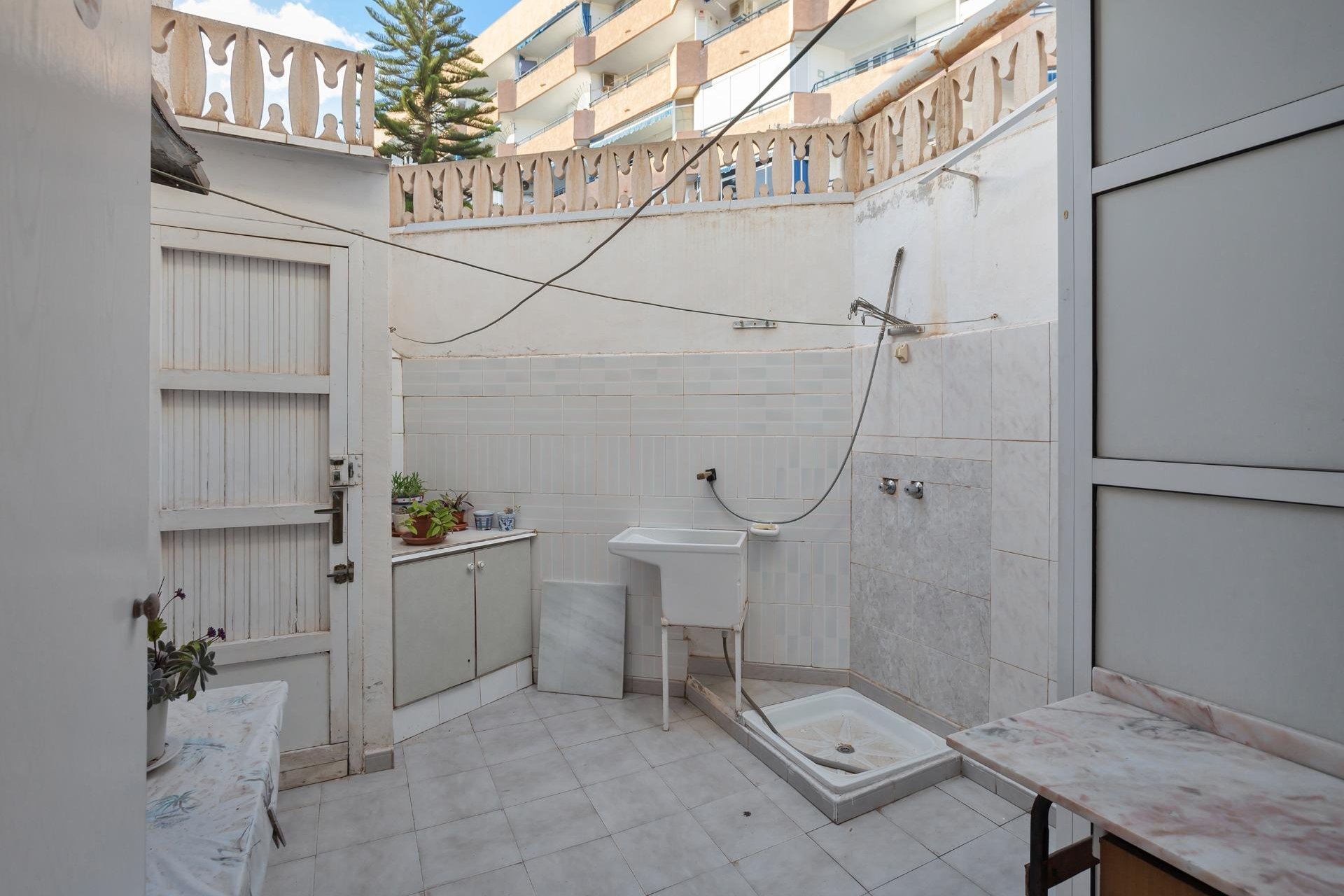 Herverkoop - Terraced house - Torrevieja - Acequion