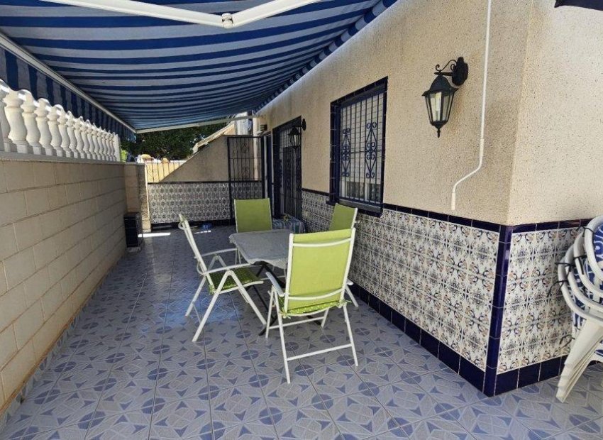 Herverkoop - Terraced house - Torrevieja - Carrefour