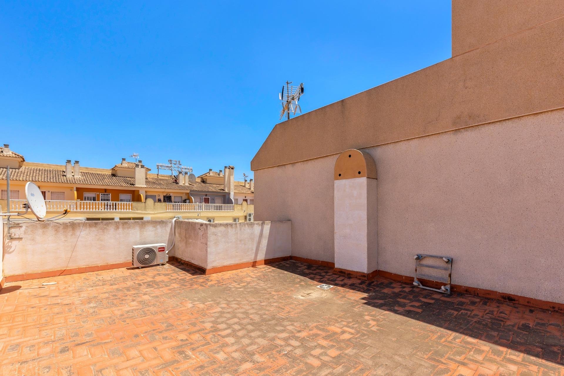 Herverkoop - Terraced house - Torrevieja - El limonar