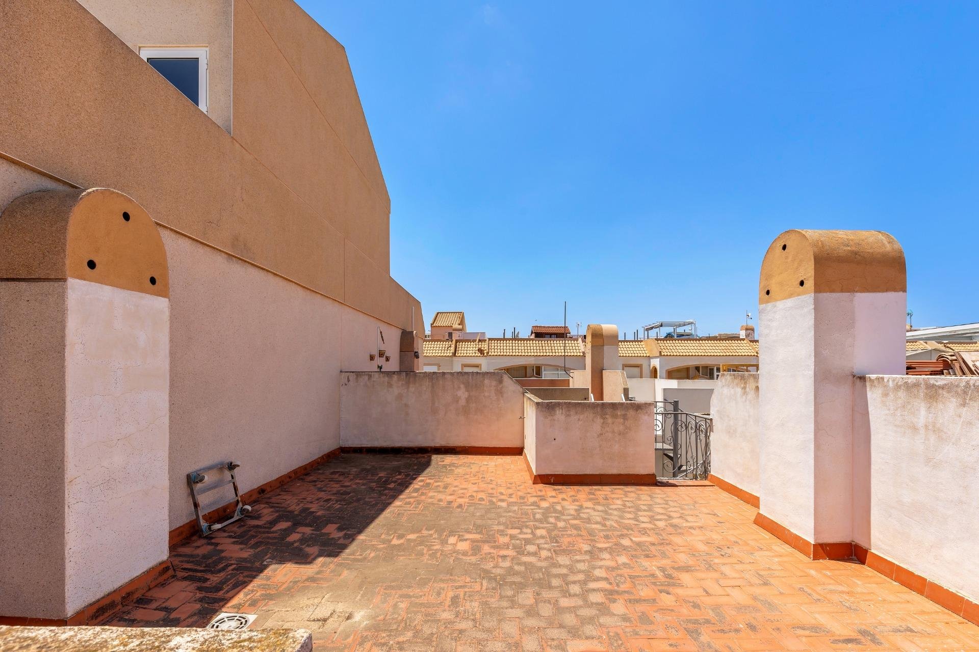 Herverkoop - Terraced house - Torrevieja - El limonar