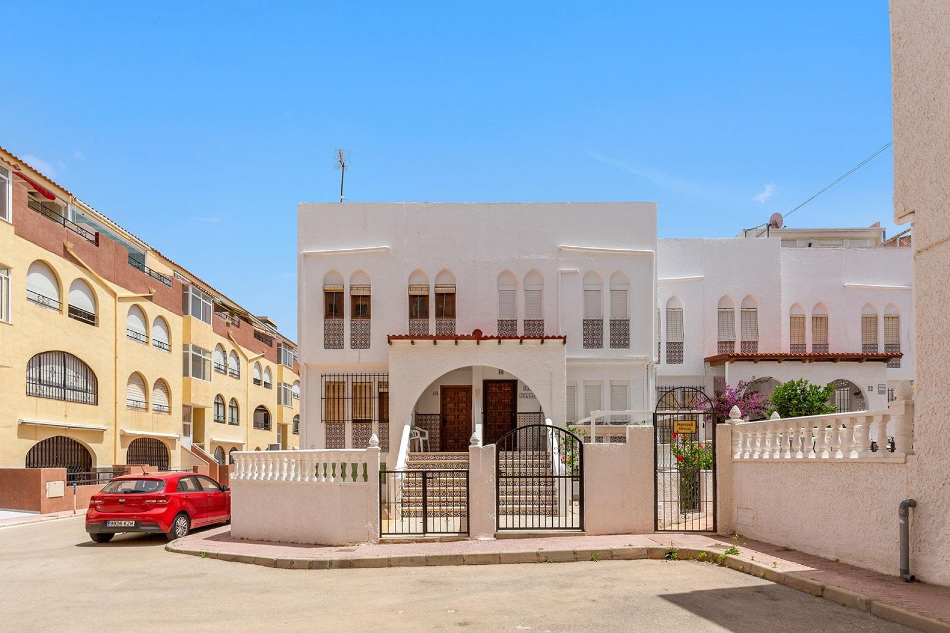 Herverkoop - Terraced house - Torrevieja - La Mata pueblo