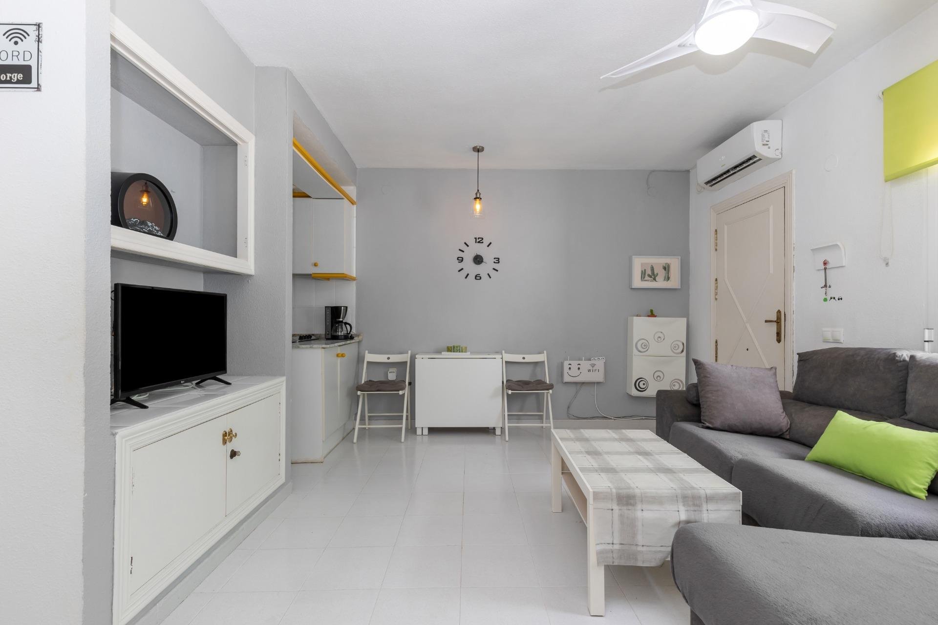 Herverkoop - Terraced house - Torrevieja - Los altos