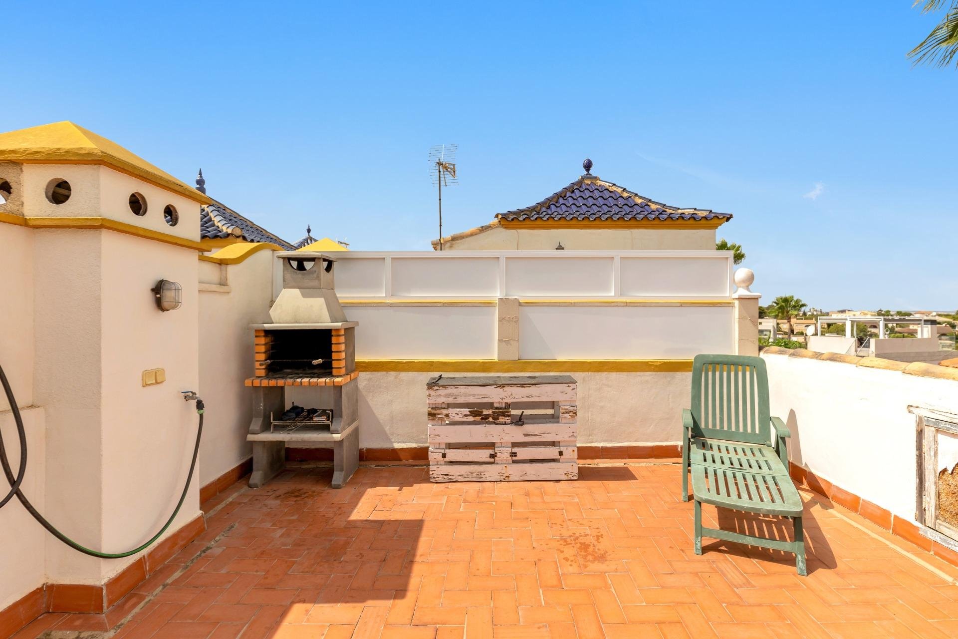 Herverkoop - Terraced house - Torrevieja - Los altos