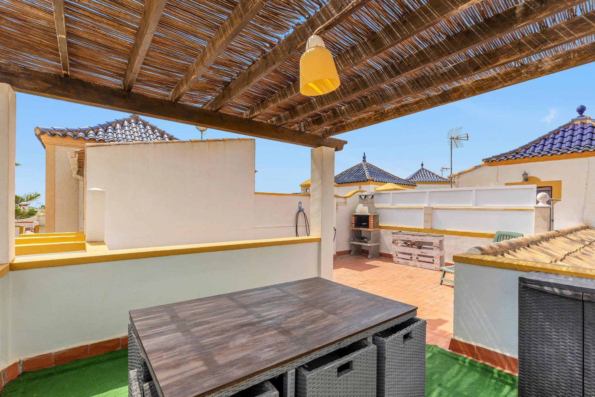 Herverkoop - Terraced house - Torrevieja - Los altos