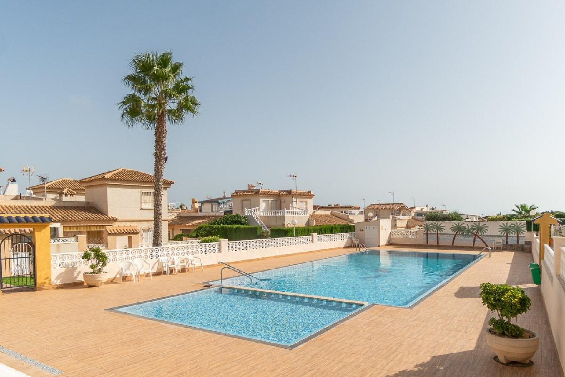 Herverkoop - Terraced house - Torrevieja - Los altos