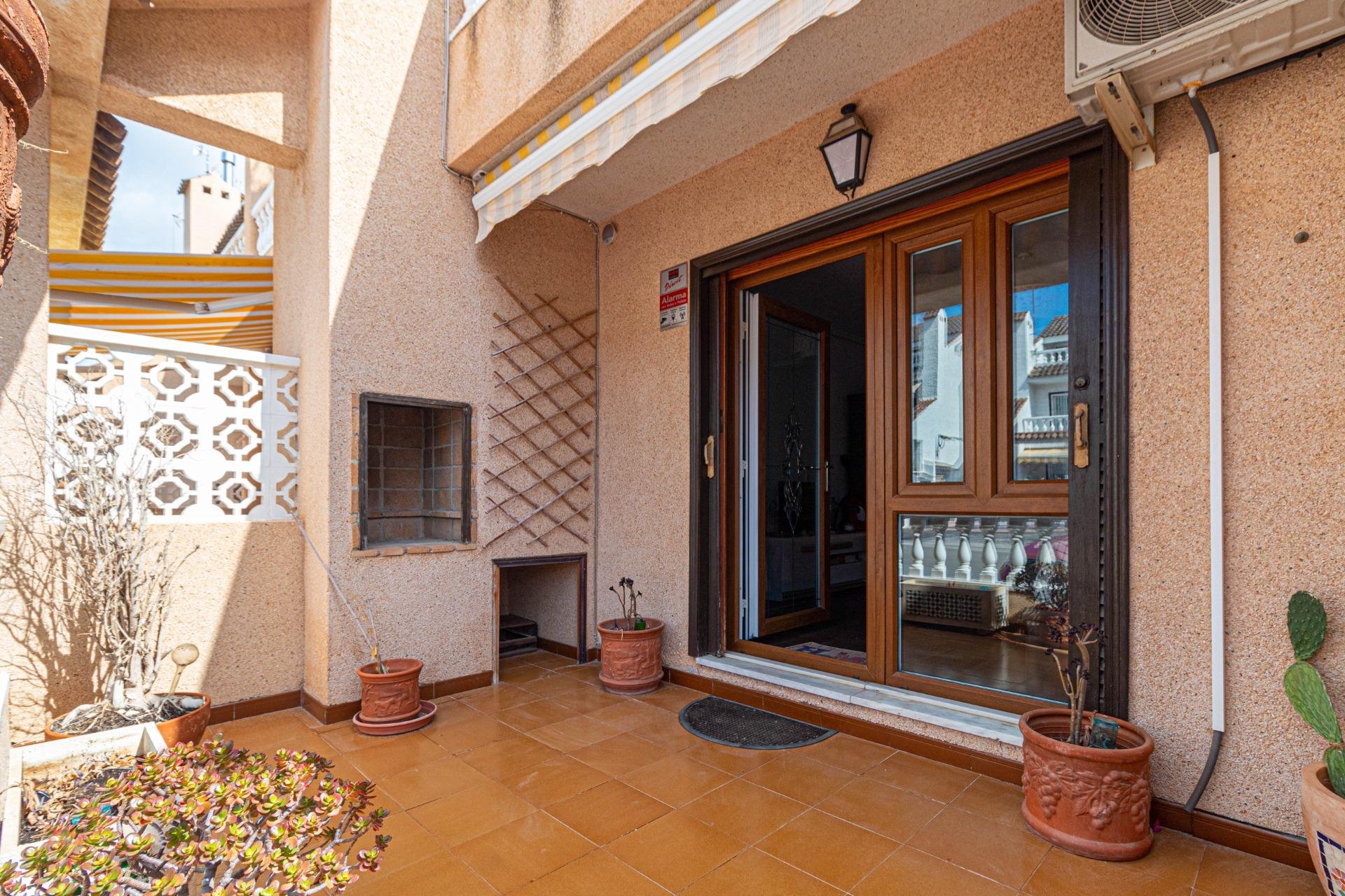 Herverkoop - Terraced house - Torrevieja - Los altos