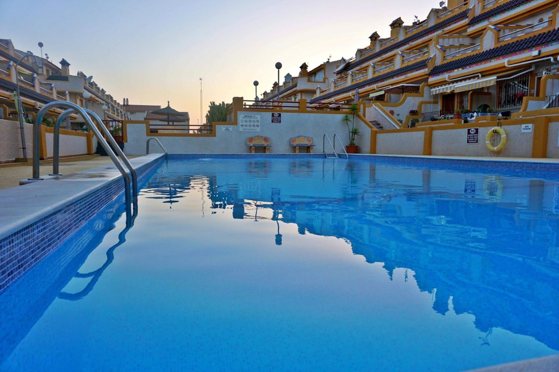 Herverkoop - Town House - Playa Flamenca