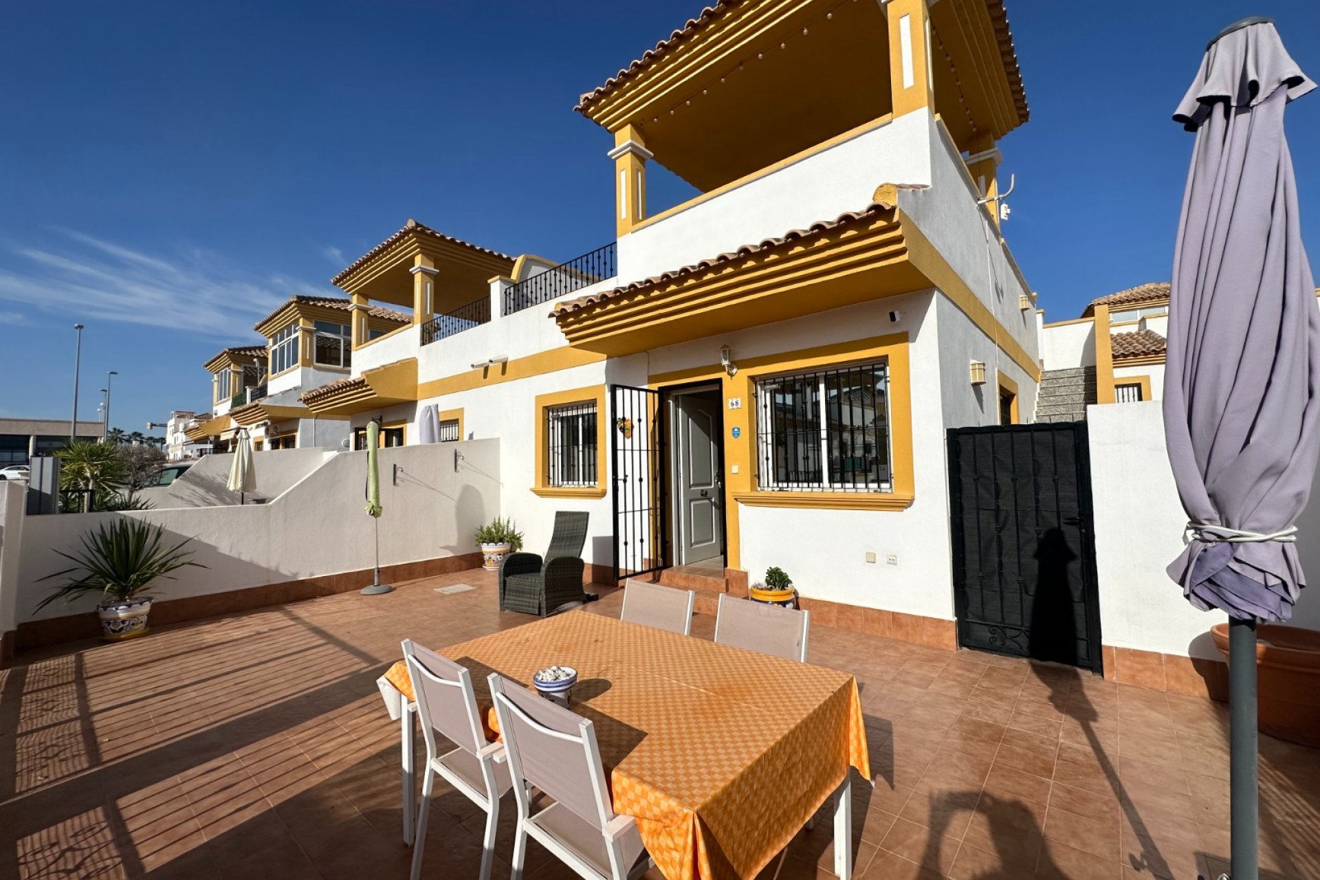 Herverkoop - Town house / semi detached - Orihuela - Entre Naranjos