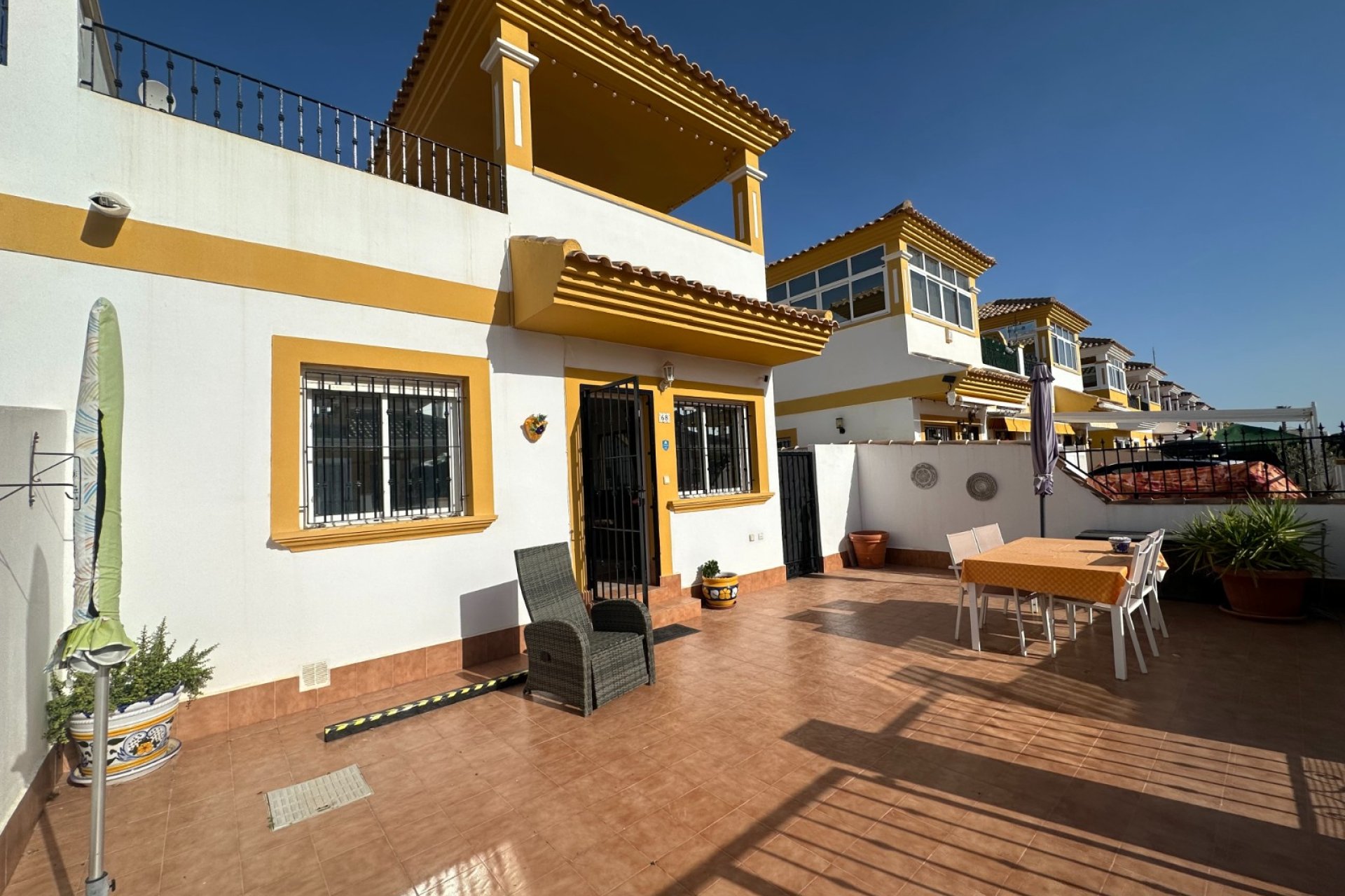 Herverkoop - Town house / semi detached - Orihuela - Entre Naranjos