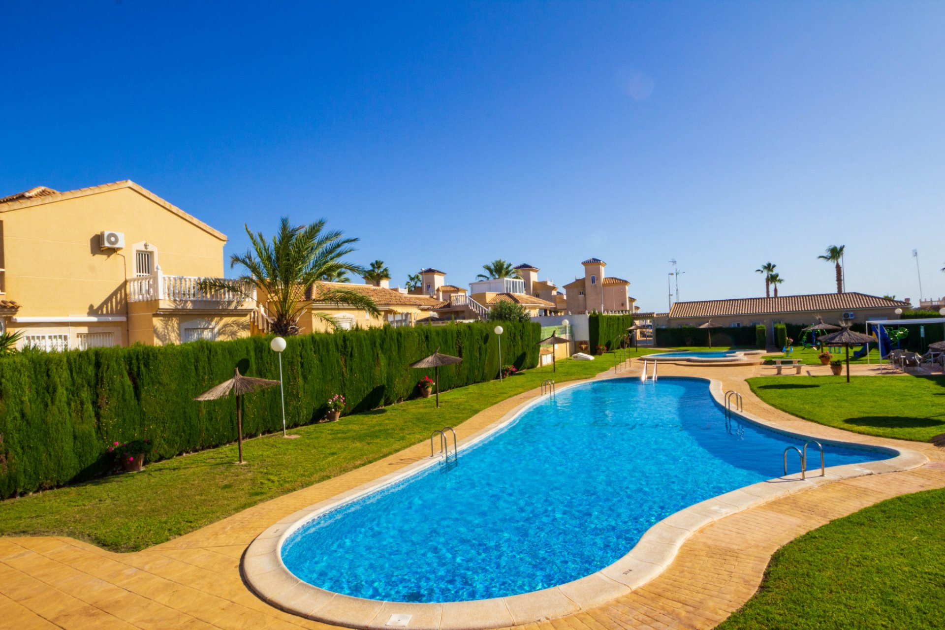 Herverkoop - Town House - Villamartin - Montegolf