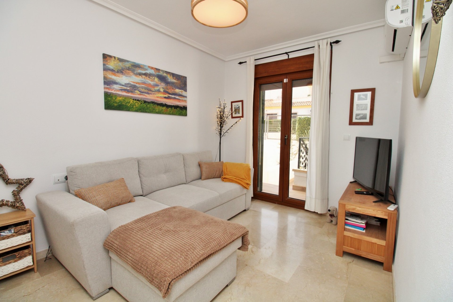 Herverkoop - Town House - Villamartin - PAU 8