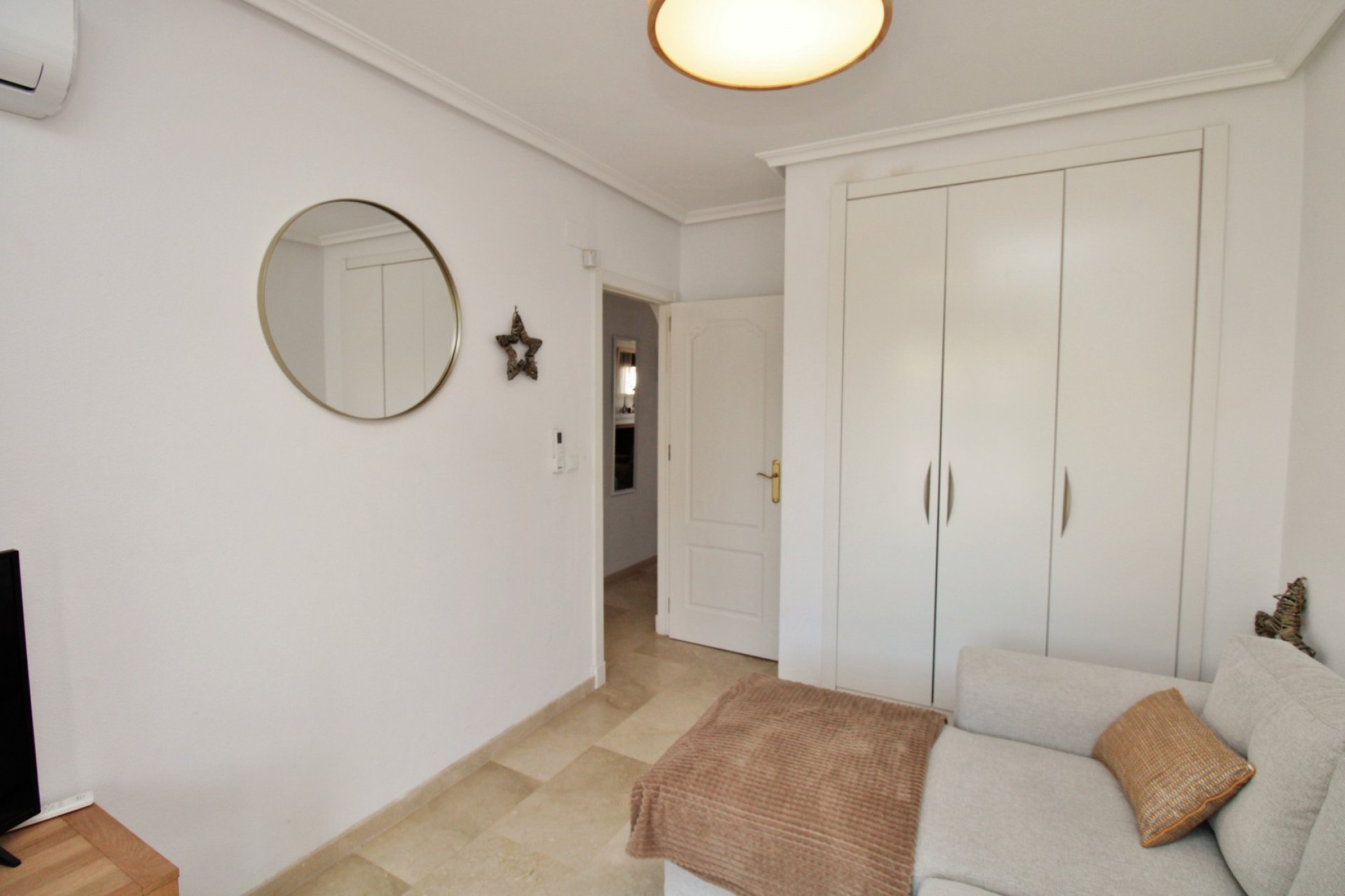 Herverkoop - Town House - Villamartin - PAU 8