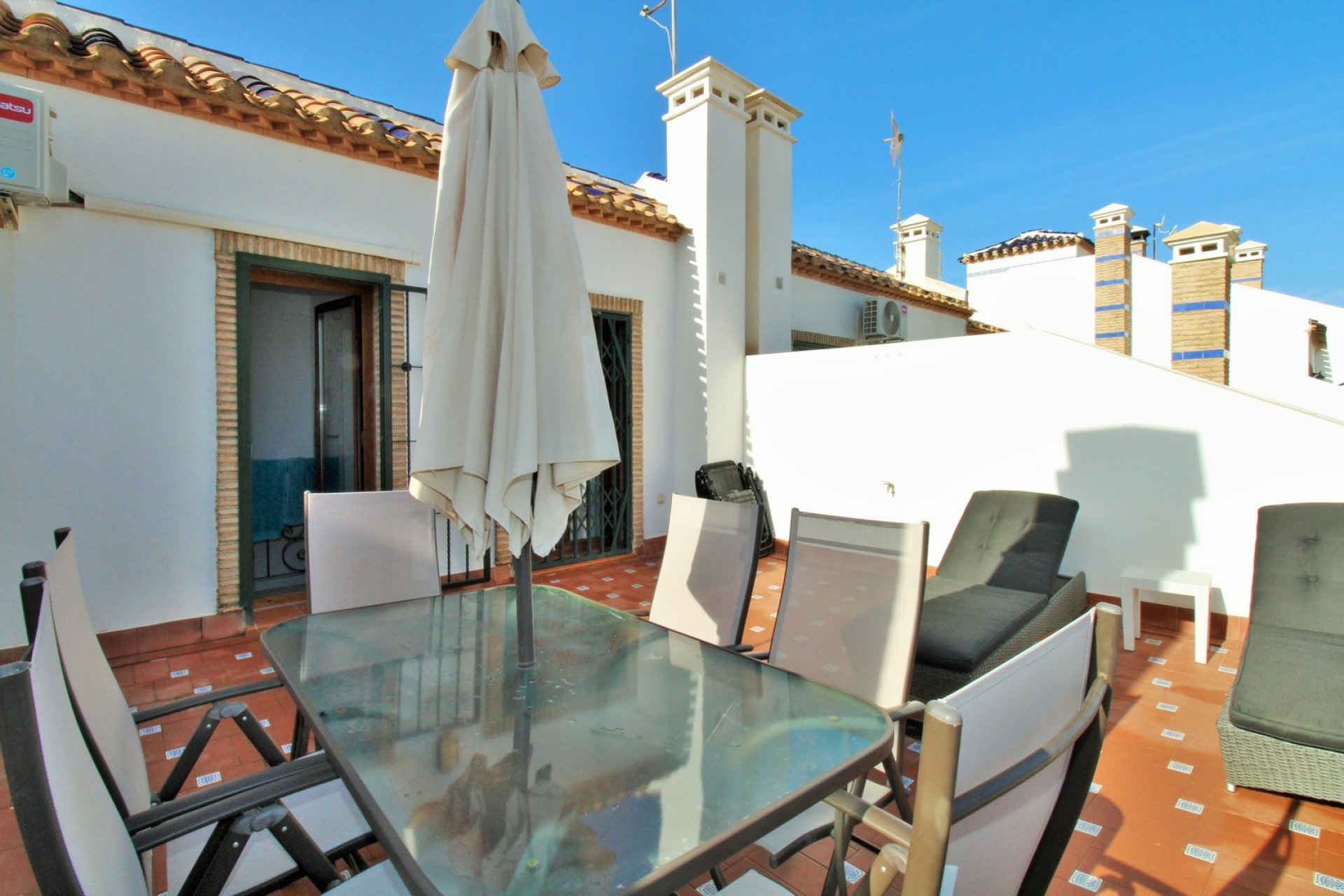 Herverkoop - Town House - Villamartin - PAU 8