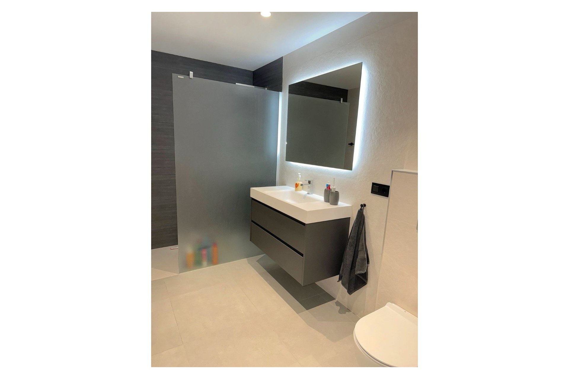 Herverkoop - Villa - Alfas del Pí - pueblo