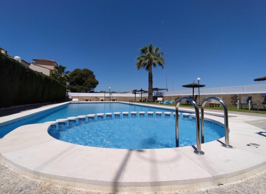 Herverkoop - Villa - Algorfa - Algorfa - Urb. Montebello