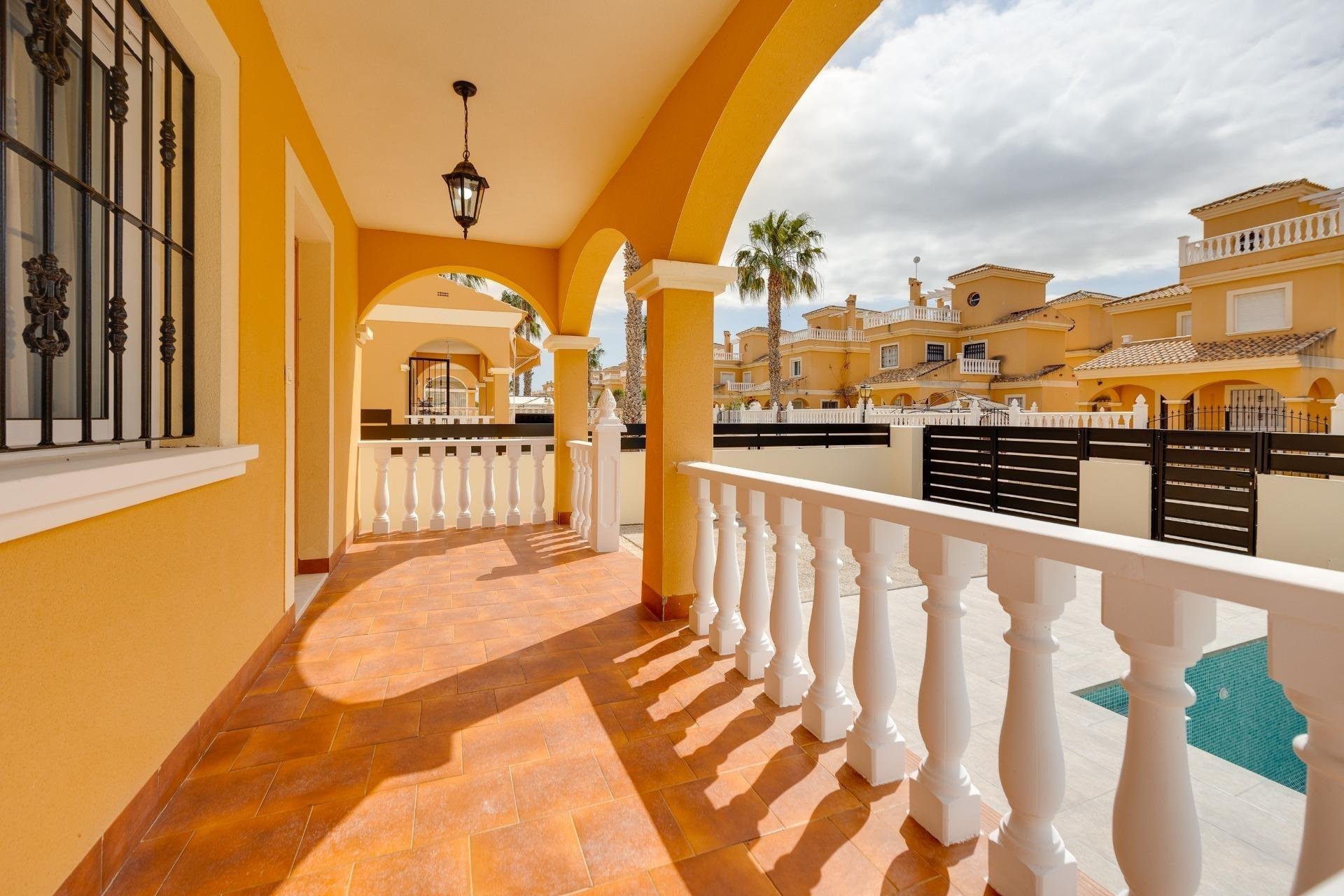 Herverkoop - Villa - Algorfa - Costa blanca sur