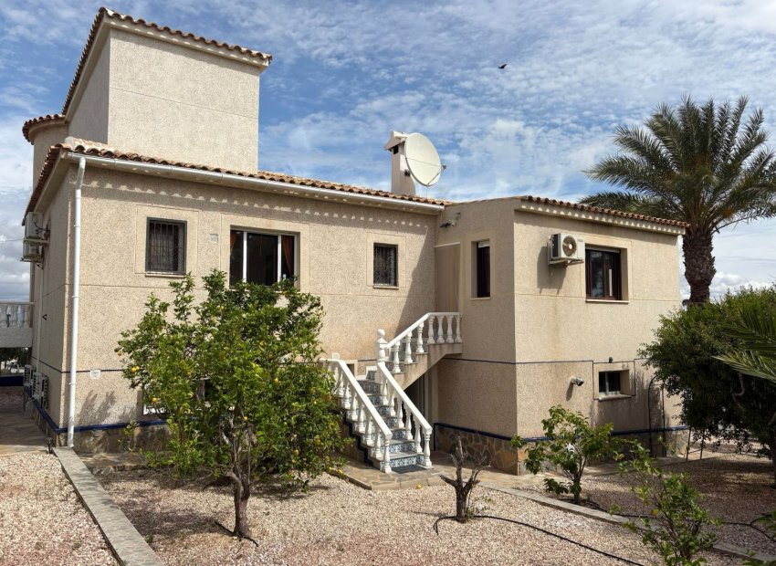 Herverkoop - Villa - Algorfa