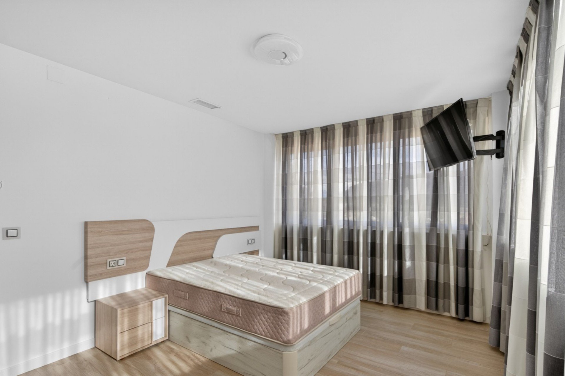 Herverkoop - Villa - Alicante - Rebolledo