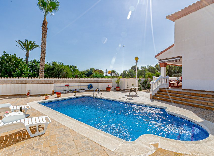 Herverkoop - Villa - Campoamor