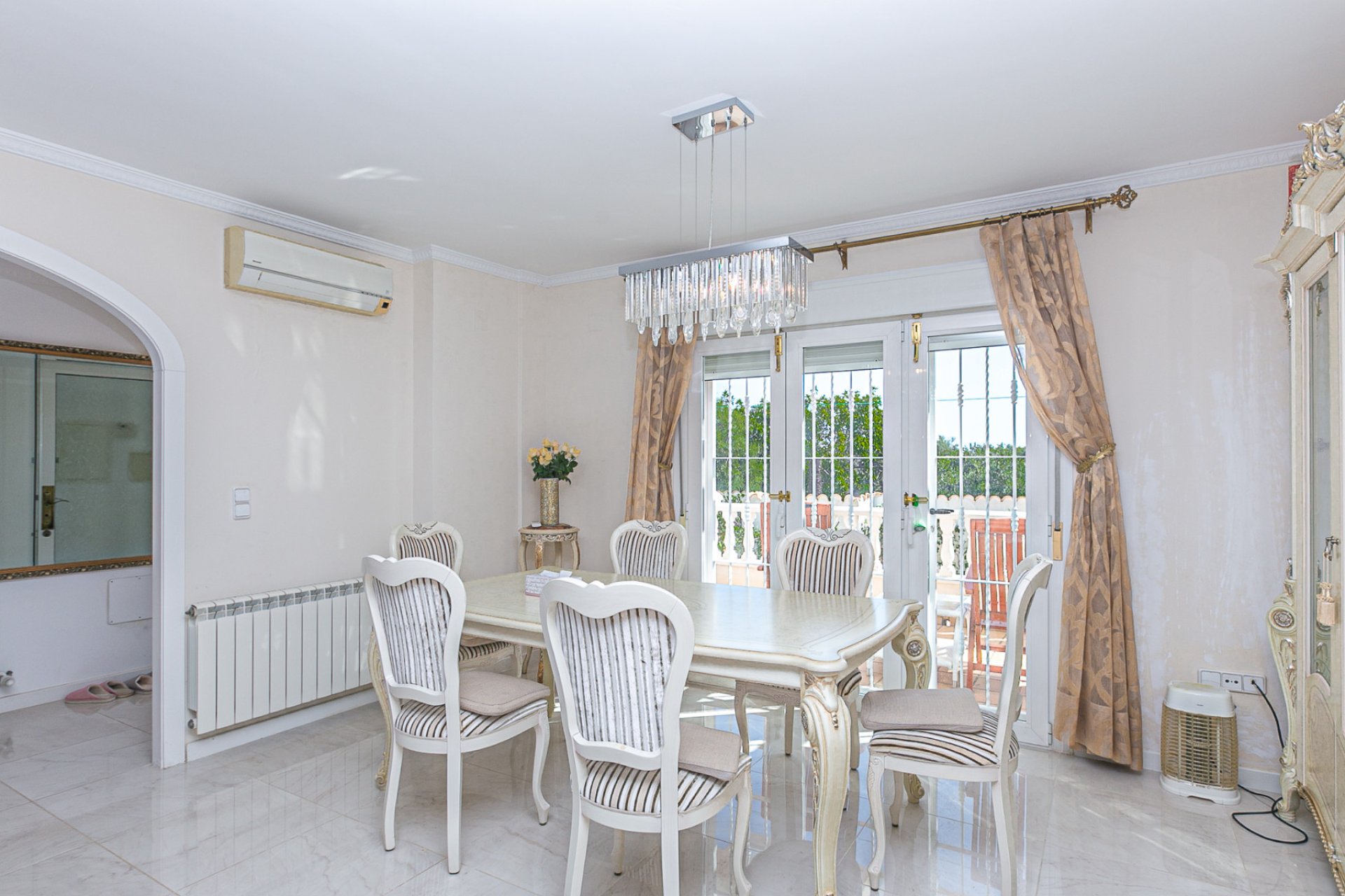 Herverkoop - Villa - Campoamor