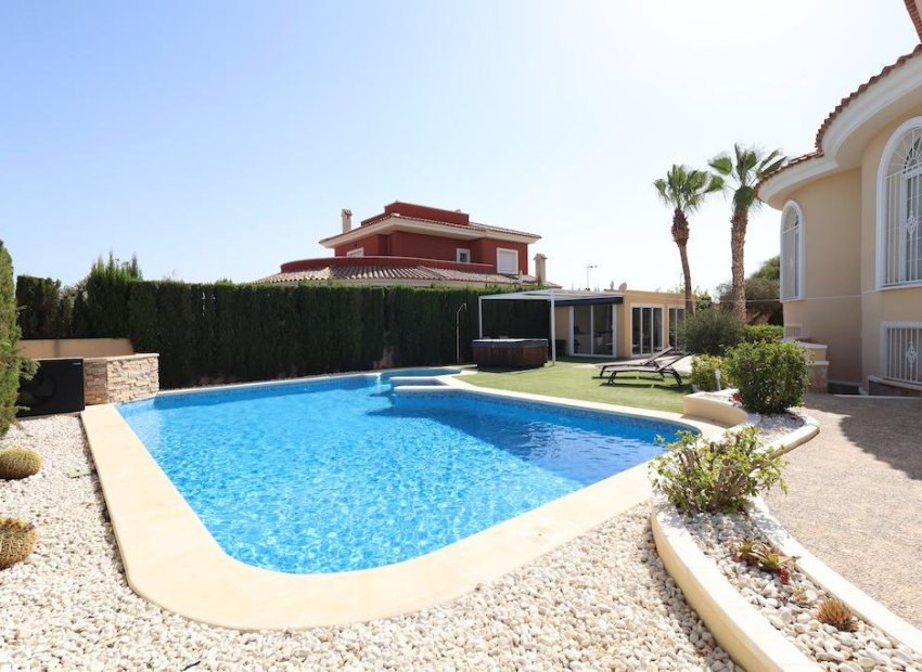 Herverkoop - Villa - Ciudad Quesada - Doña Pepa