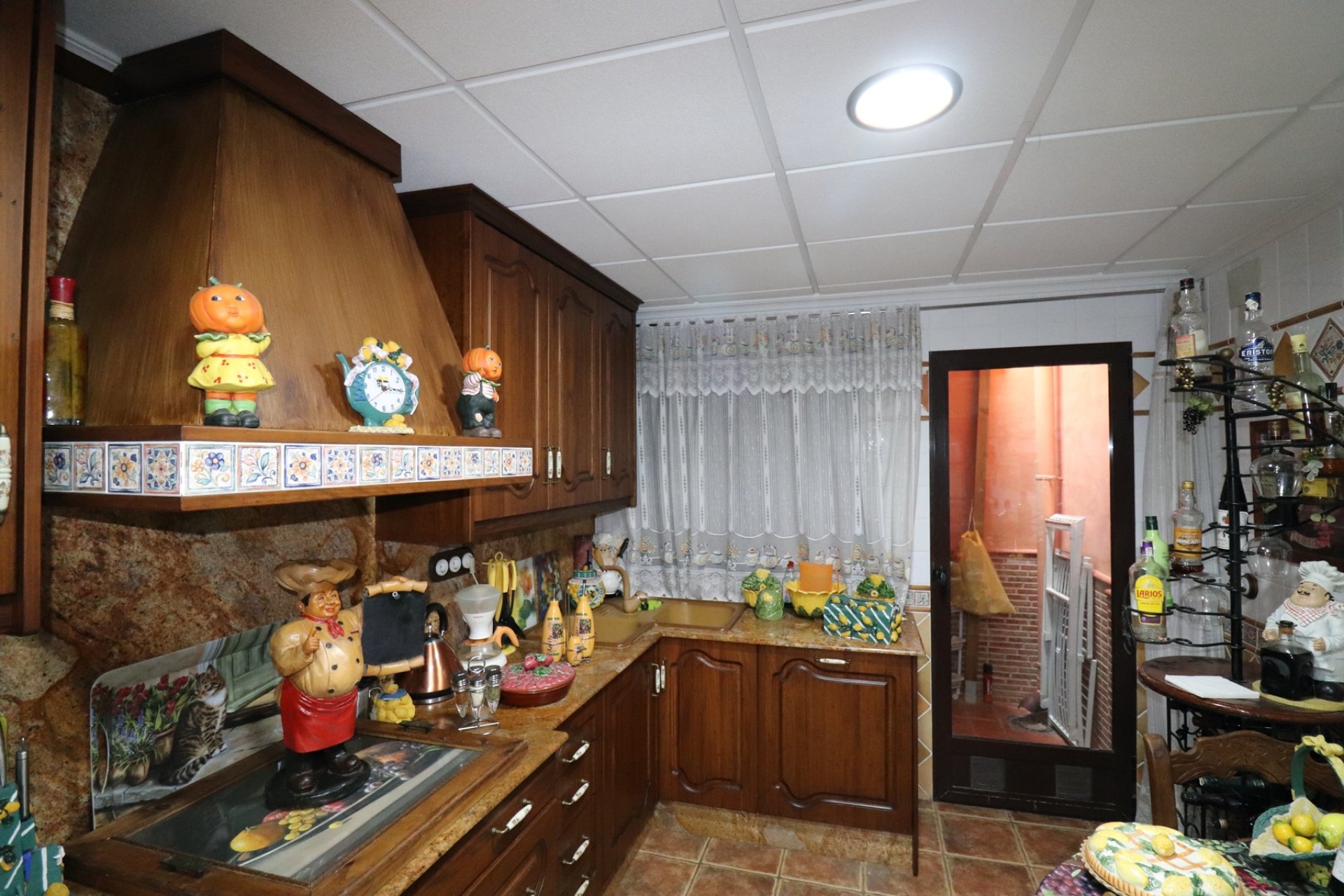 Herverkoop - Villa - Daya Nueva