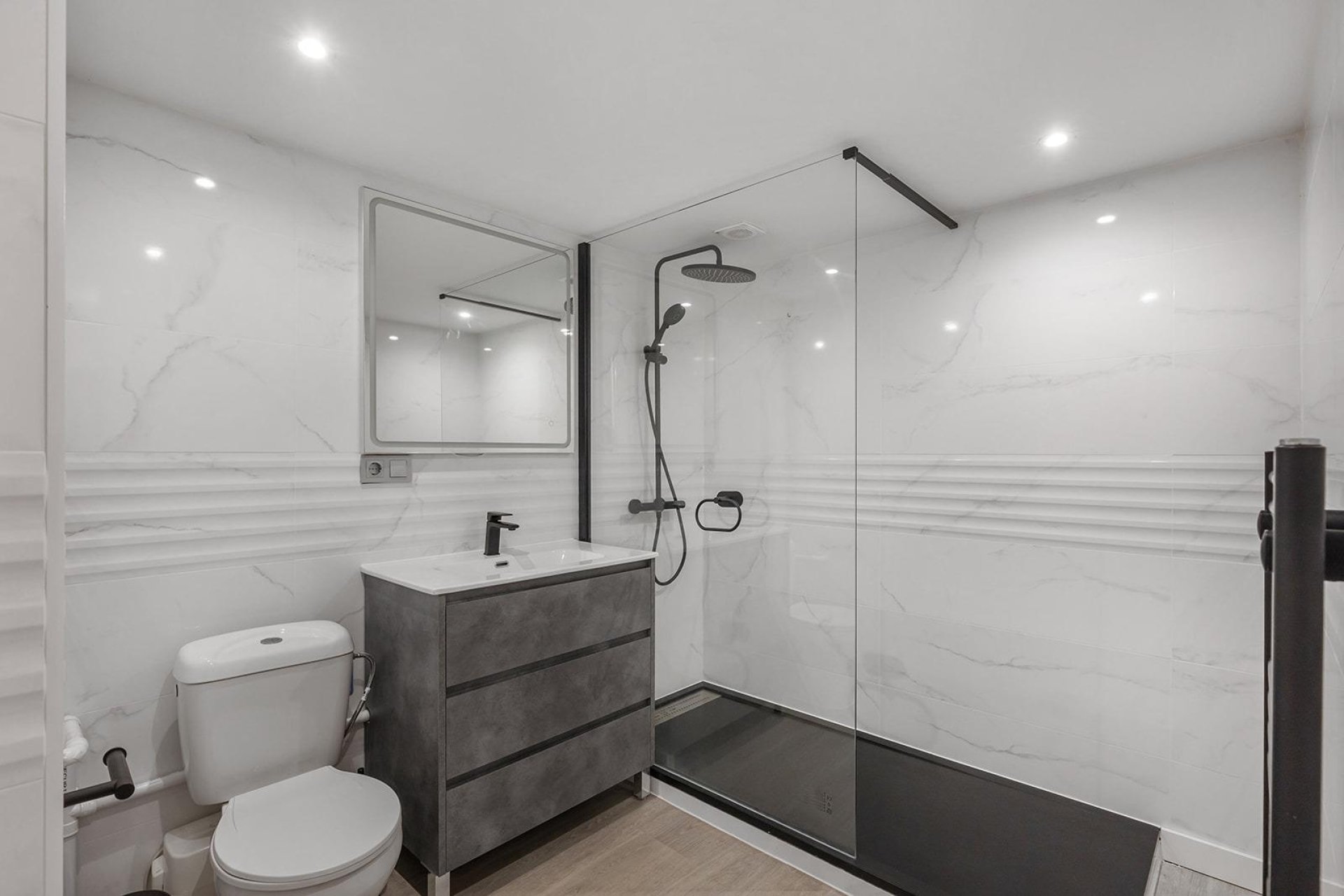 Herverkoop - Villa - Guardamar del Segura