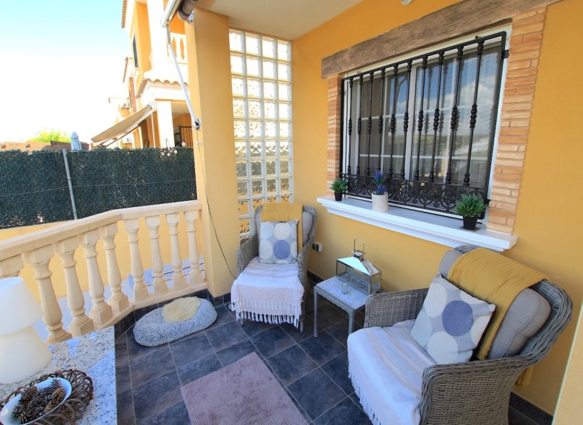 Herverkoop - Villa - Guardamar - El Raso - El Raso