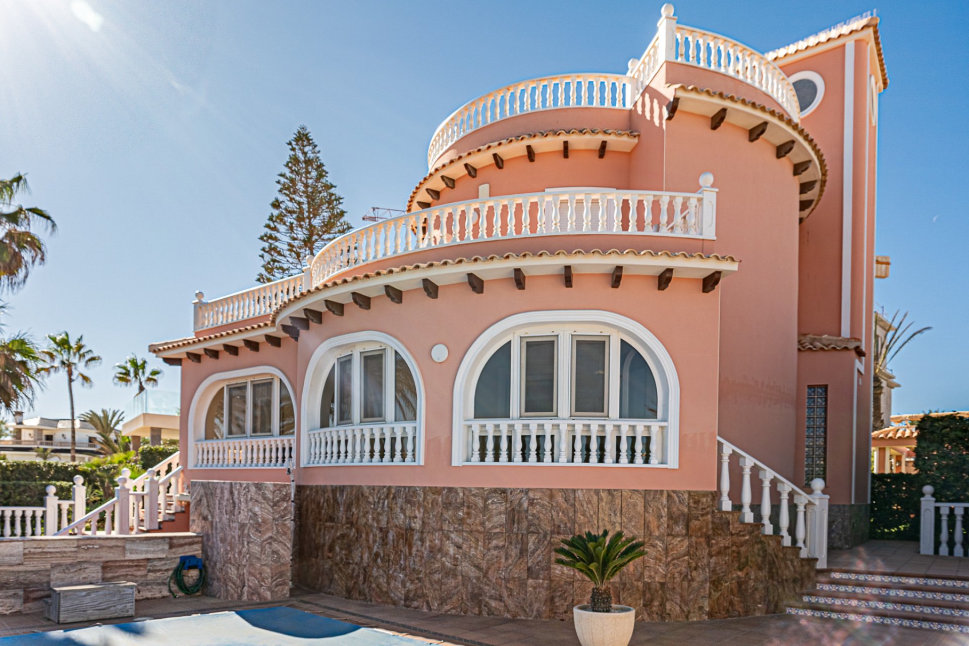 Herverkoop - Villa - La Zenia - Beachside