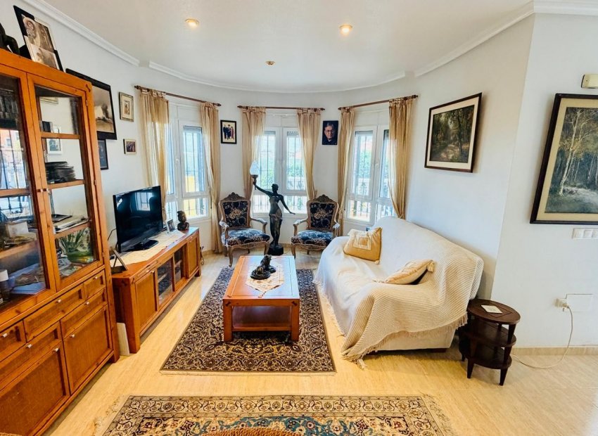 Herverkoop - Villa - Los Montesinos - La Herrada