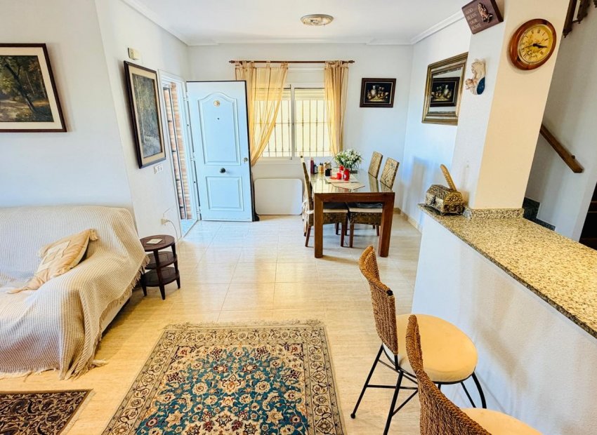 Herverkoop - Villa - Los Montesinos - La Herrada