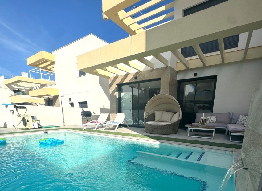 Herverkoop - Villa - Los Montesinos