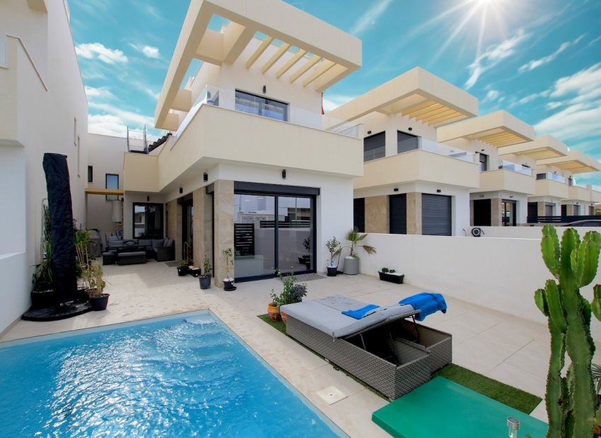 Herverkoop - Villa - Los Montesinos