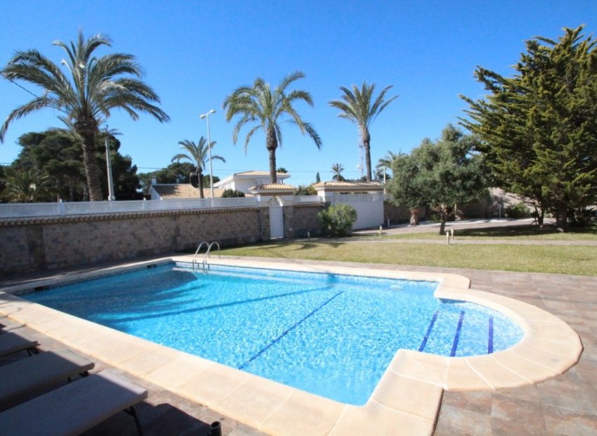 Herverkoop - Villa - Orihuela Costa - Cabo Roig