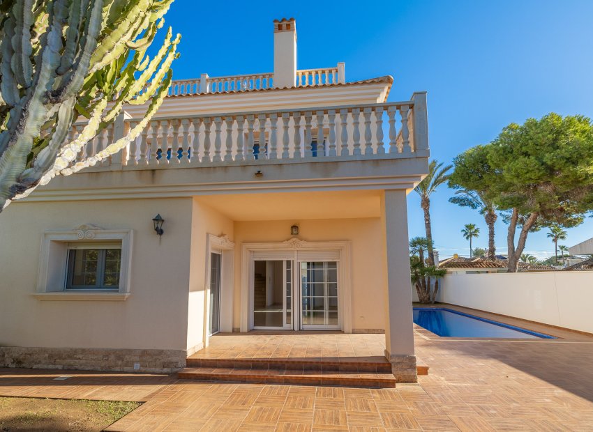 Herverkoop - Villa - Orihuela Costa - Cabo Roig