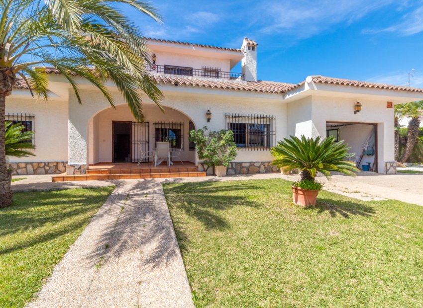 Herverkoop - Villa - Orihuela Costa - Cabo Roig