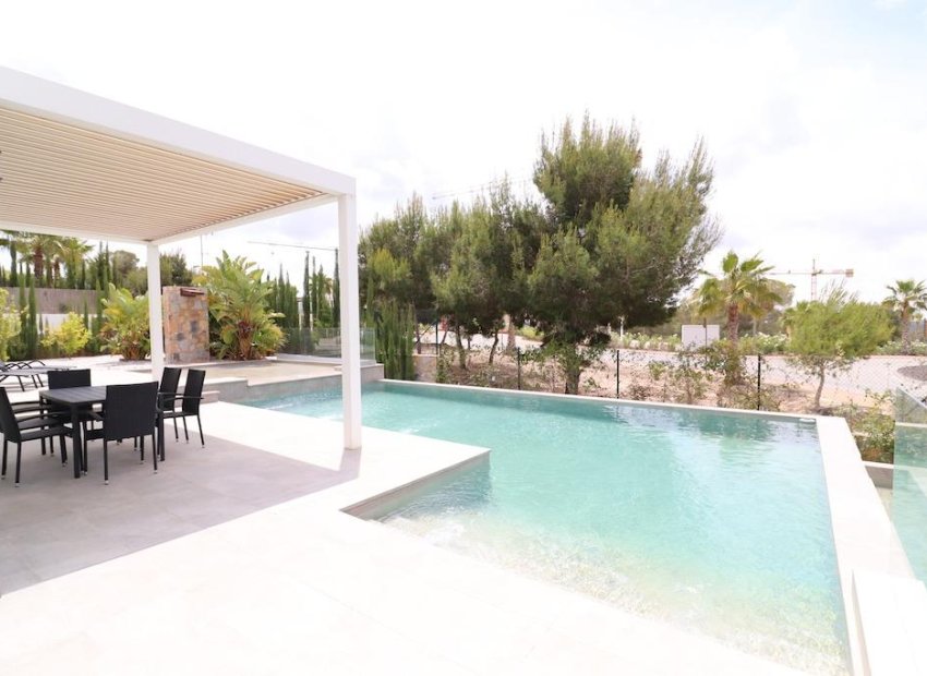 Herverkoop - Villa - Orihuela Costa - Campoamor