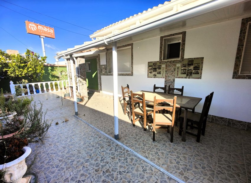 Herverkoop - Villa - Orihuela Costa - Campoamor