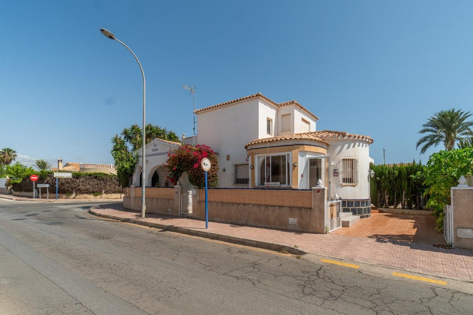 Herverkoop - Villa - Orihuela Costa - La Florida