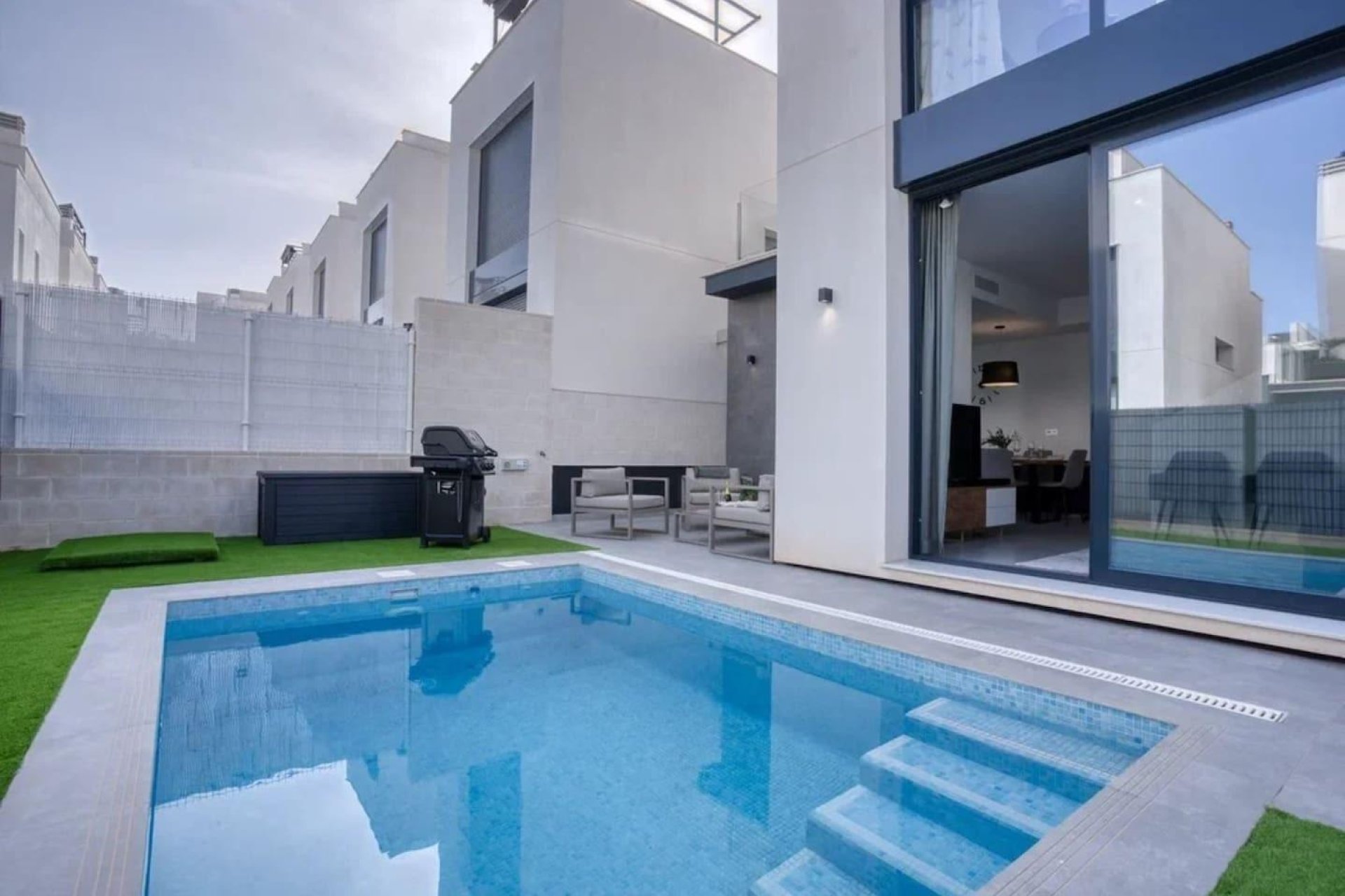 Herverkoop - Villa - Orihuela Costa - La Florida