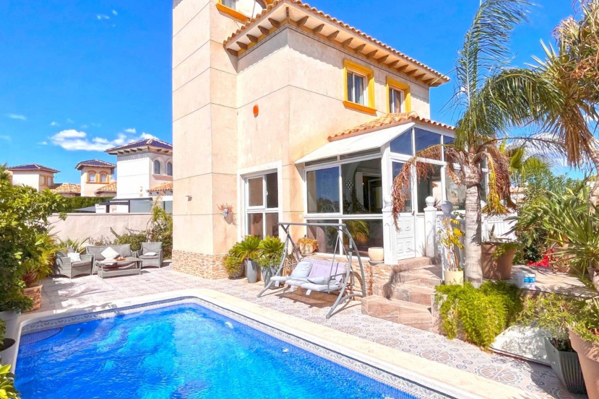 Herverkoop - Villa - Orihuela Costa - La Zenia