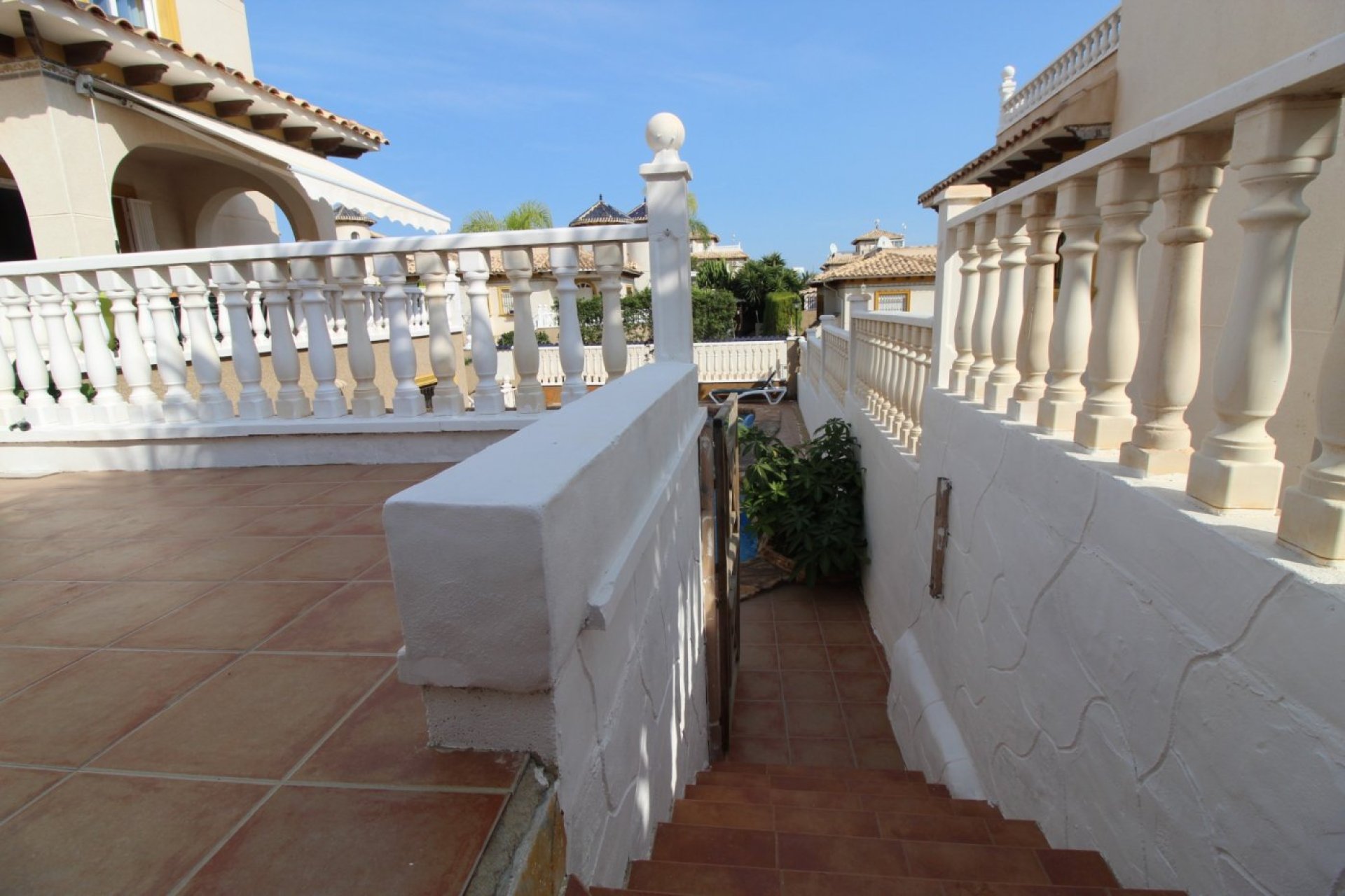 Herverkoop - Villa - Orihuela Costa - La Zenia