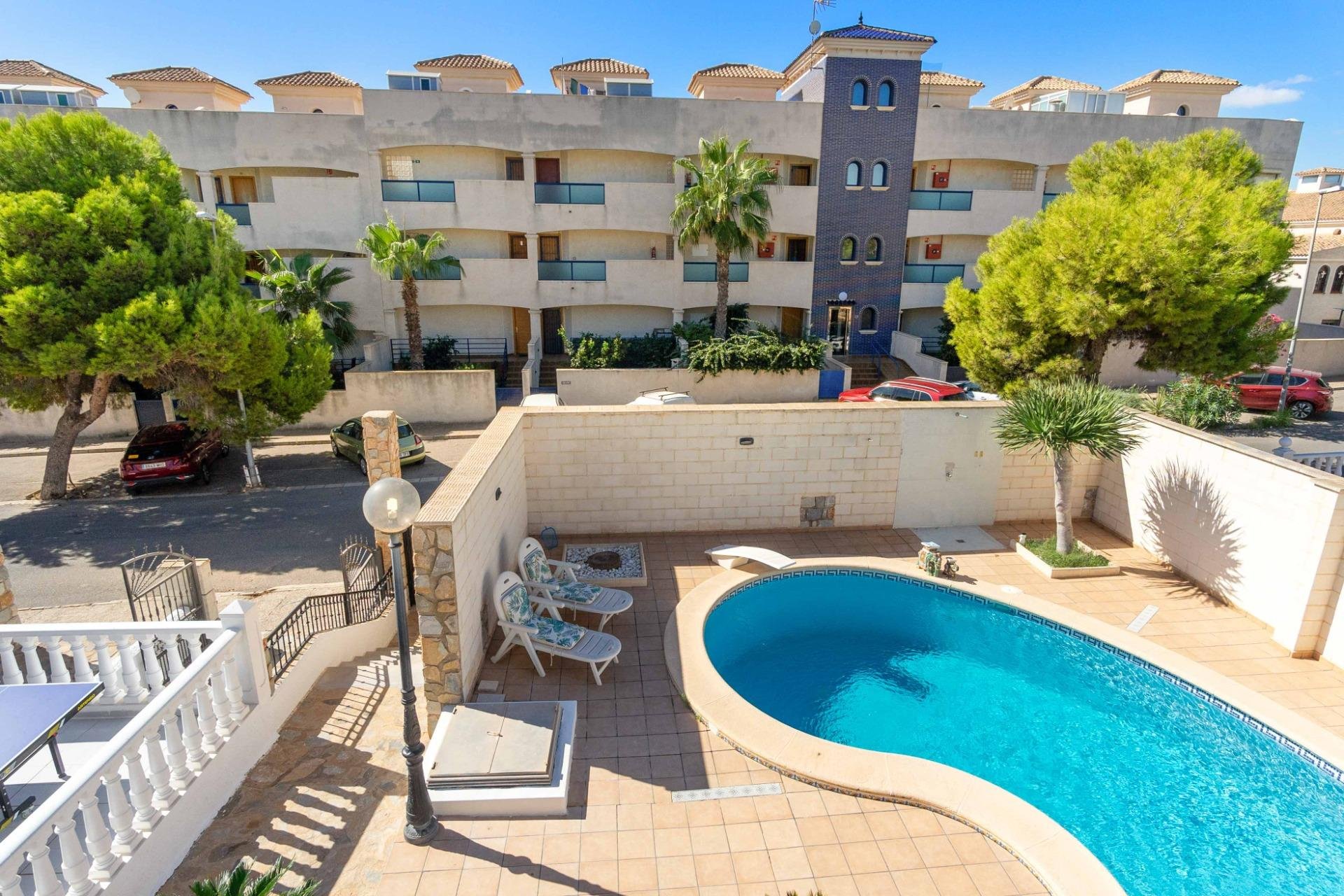 Herverkoop - Villa - Orihuela Costa - La Zenia