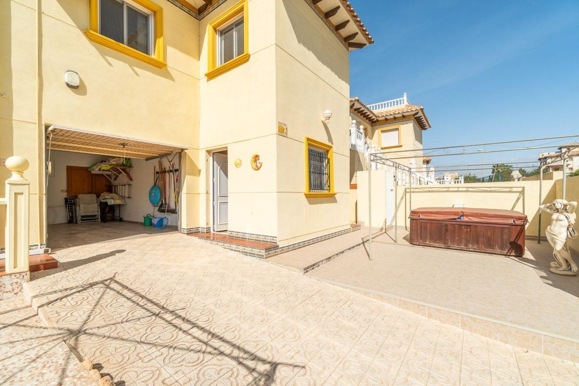 Herverkoop - Villa - Orihuela Costa - La Zenia