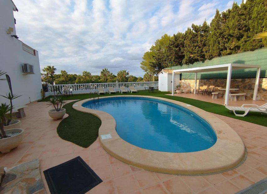 Herverkoop - Villa - Orihuela Costa - Las Filipinas