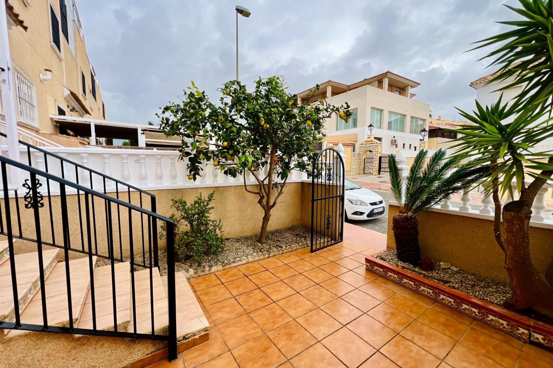 Herverkoop - Villa - Orihuela Costa - Las Filipinas