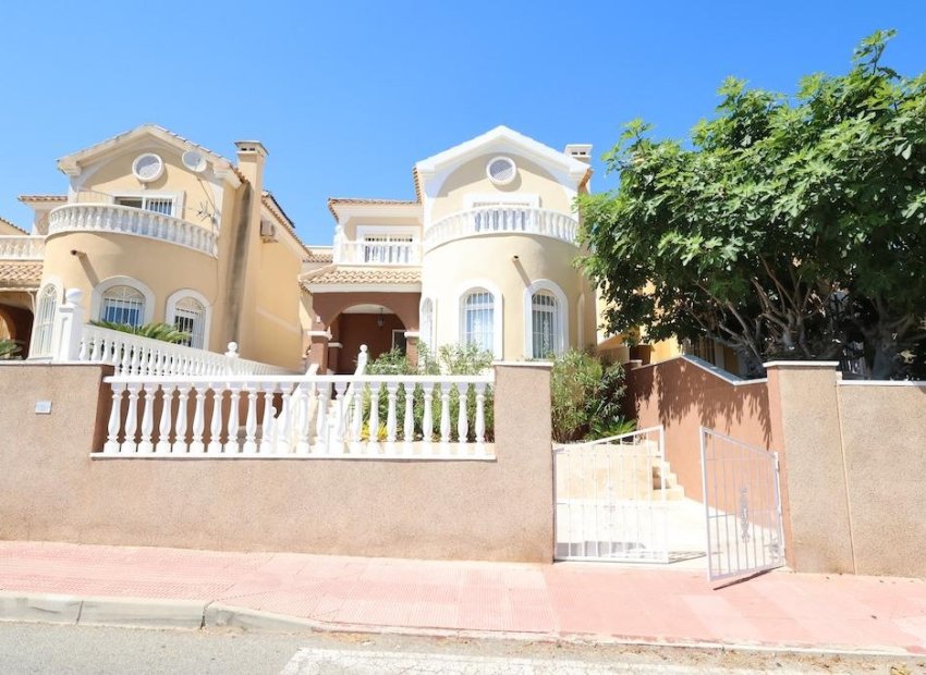 Herverkoop - Villa - Orihuela Costa - Las Filipinas