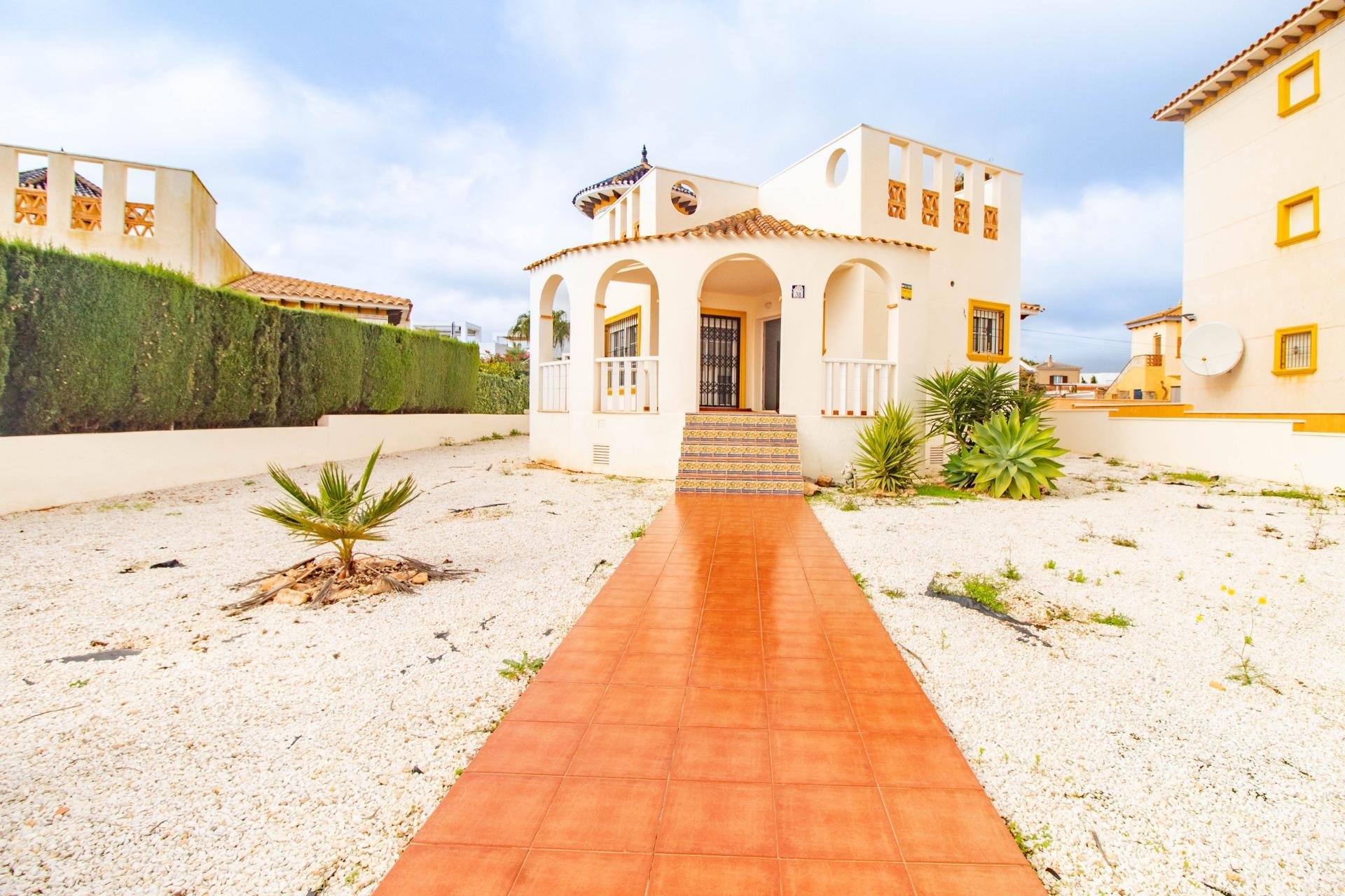 Herverkoop - Villa - Orihuela Costa - Lomas de Cabo Roig