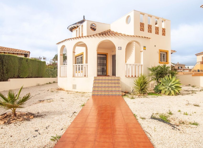 Herverkoop - Villa - Orihuela Costa - Lomas de Cabo Roig